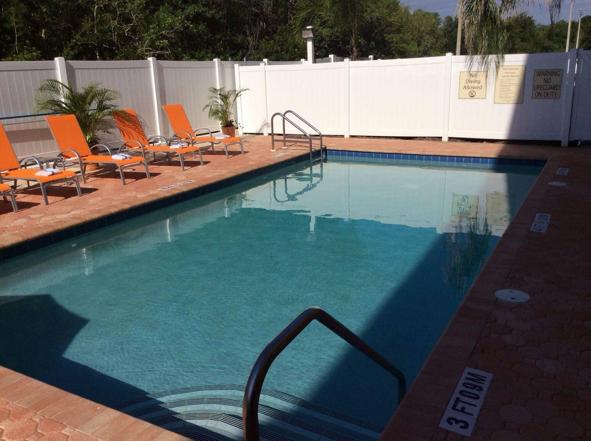 Best Western Wesley Chapel Exterior photo