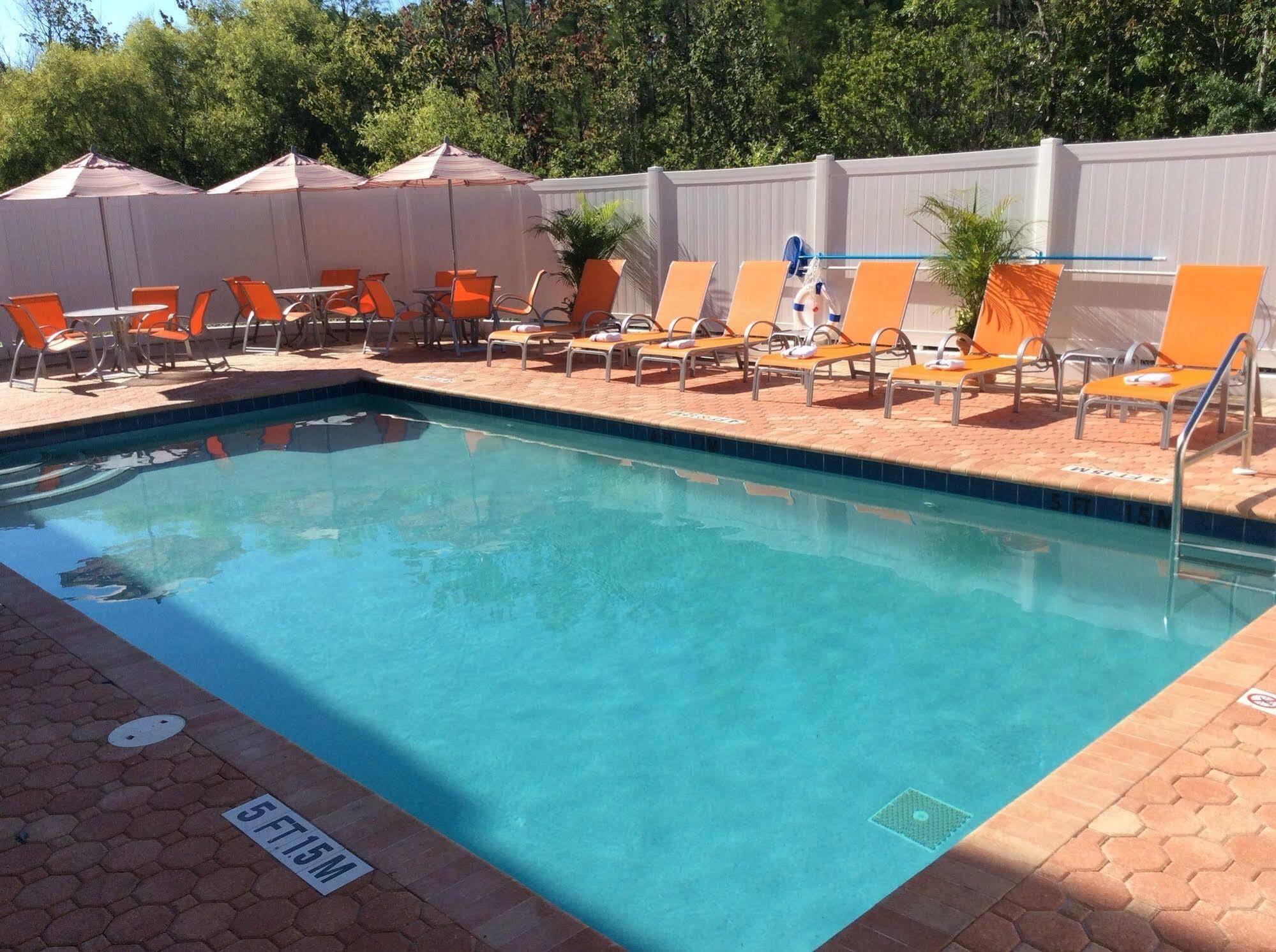 Best Western Wesley Chapel Exterior photo